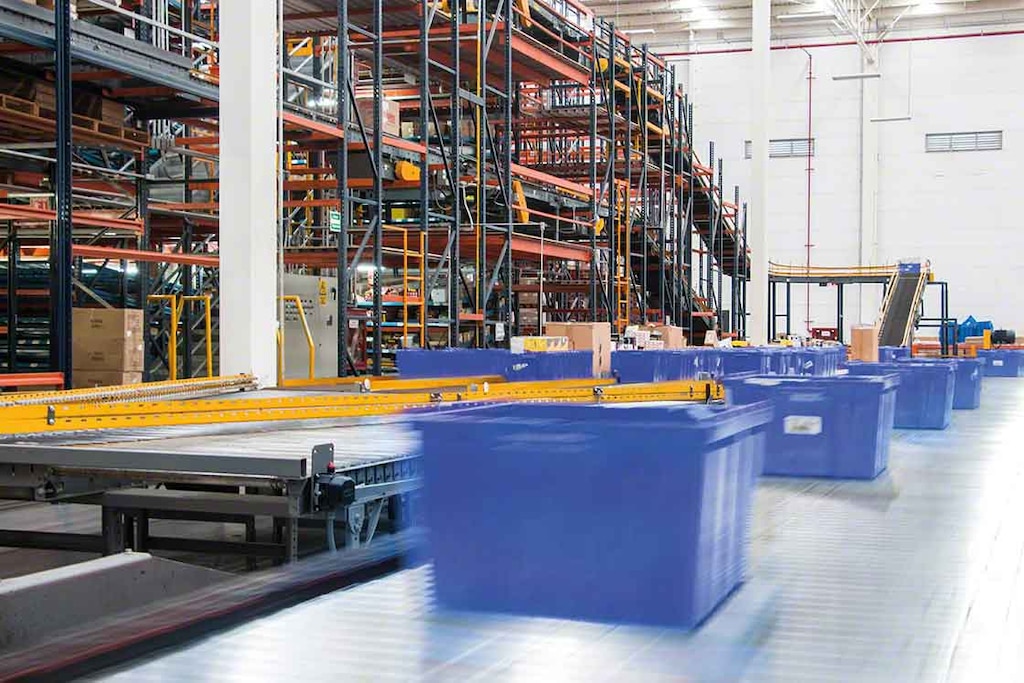 Le déplacement des petites charges complique la logistique du dernier kilomètre. Le déplacement des petites charges complique la logistique du dernier kilomètre.